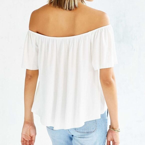 Ecote Ivory Off-the-Shoulder Top - Picture 3 of 3